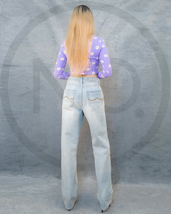 Women’s Trendy Straight-Leg Jeans